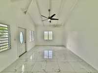 House 2585717146