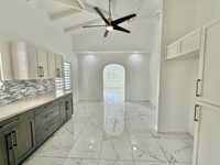 House 2585717152