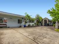 House 2592651515