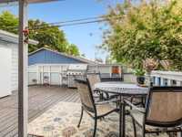 House 2592651706