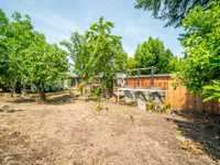 House 2593984405