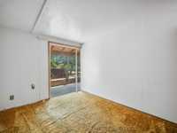 House 2593984337