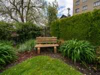 House 2584873927