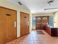 House 2587543262