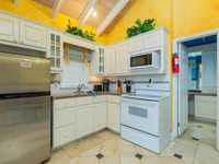 House 2690981875