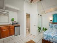 House 2690981985