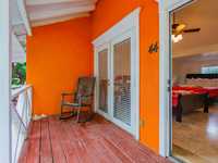 House 2690982048