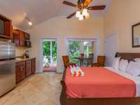 House 2690982070