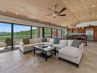 House 2871911653