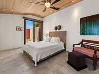 House 2871912237