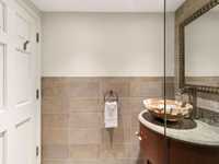 House 2871912249