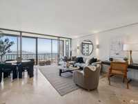 House 2593223926