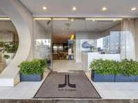 House 2593223945