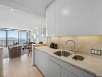 House 2593223904