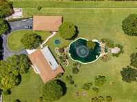 House 2614148339