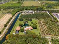 House 2614148539