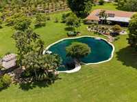 House 2614148417