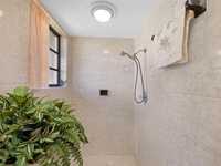 House 2614148889