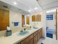 House 2614148960