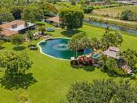 House 2614148445