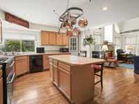 House 2612561495