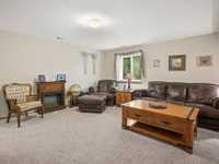 House 2612561509