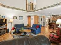 House 2612561501