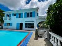 House 2616239545