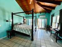 House 2616240064