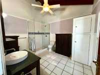 House 2616240081
