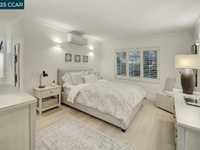 House 2622745153