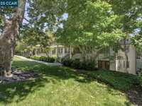 House 2622745167