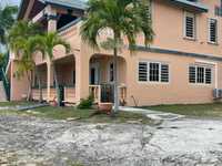 House 2624022465
