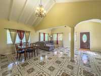 House 2640232802