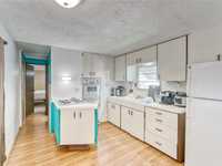 House 2645234366