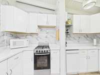 House 2756682771