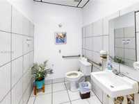 House 2671742606
