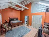 House 2651130138