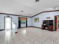 House 2652921276