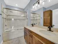 House 2657373361