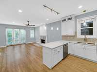 House 2657372247