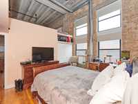 House 2658047227
