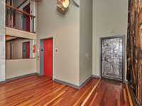 House 2658047252