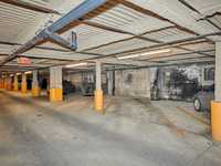 House 2658047271
