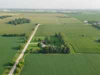 House 2660650572