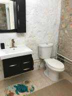 House 2955561350