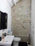 House 2955561353
