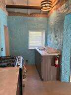 House 2955561758