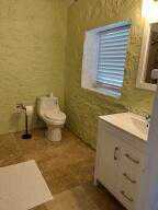House 2955561947