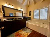 House 2927420774